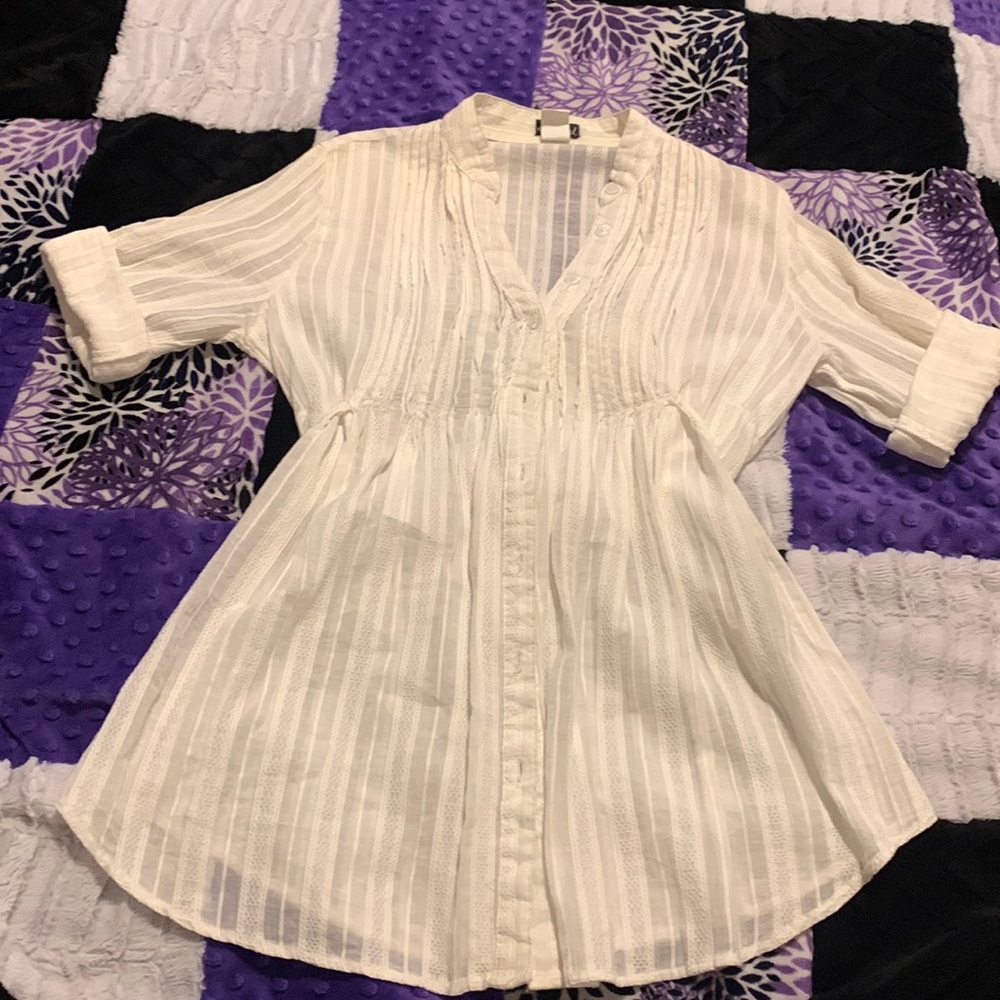 White wet seal top